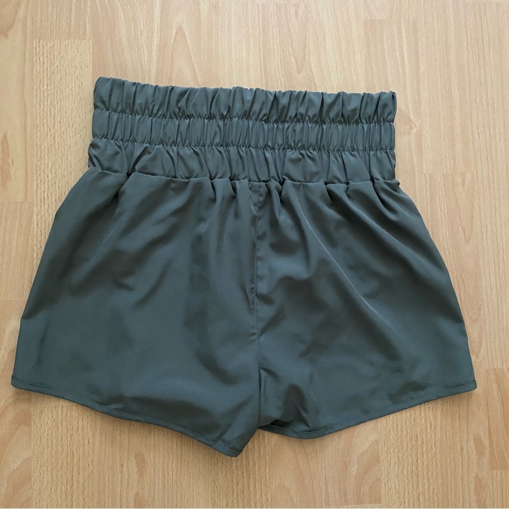New In Get Up + Go Shorts - Picture 3 of 16